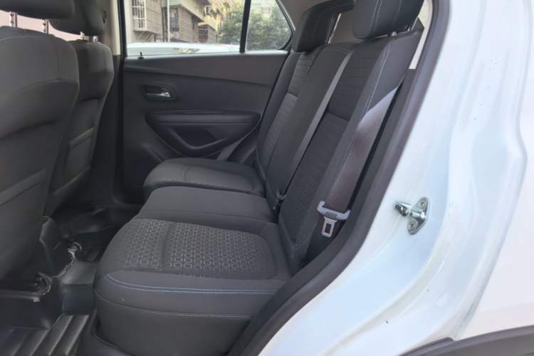 Used Chevrolet Trax 2014 1.4T Automatic Two-Wheel Drive Comfort Version Left Rear Seat