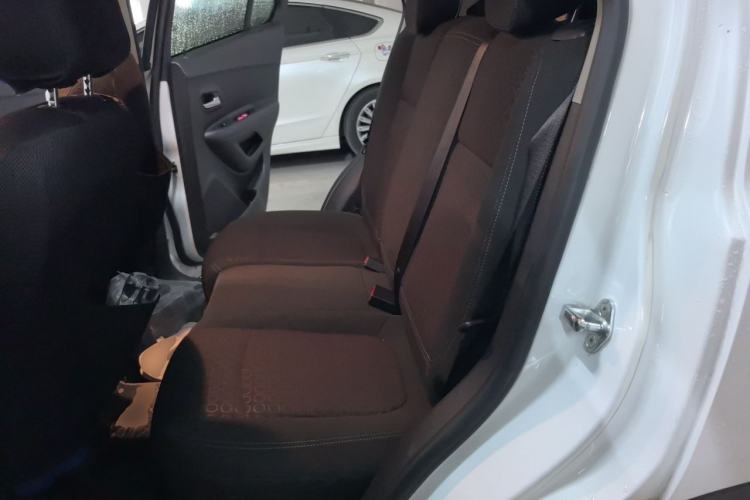 Used Chevrolet Trax 2014 1.4T Automatic Two-Wheel Drive Comfort Version Left Rear Seat