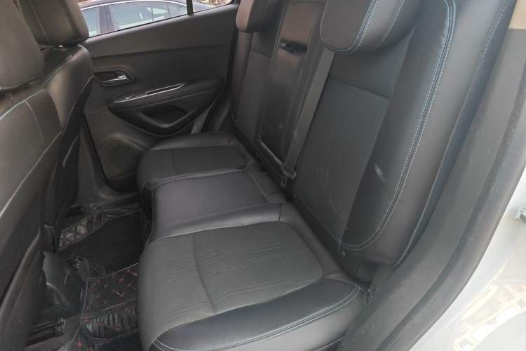 Used Chevrolet Trax 2014 1.4T Automatic Two-Wheel Drive Luxury Model Left Rear Seat