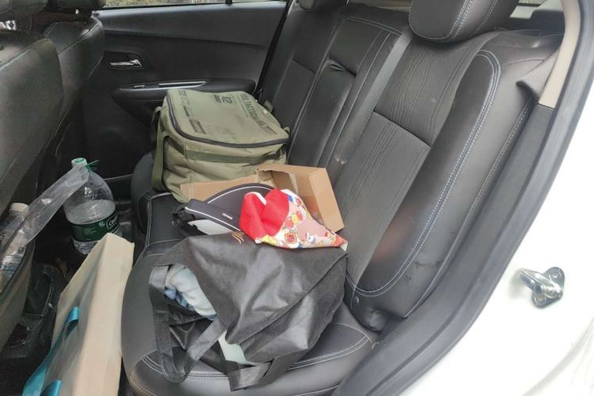 Used Chevrolet Trax 2014 1.4T Automatic Two-Wheel Drive Luxury Model Left Rear Seat