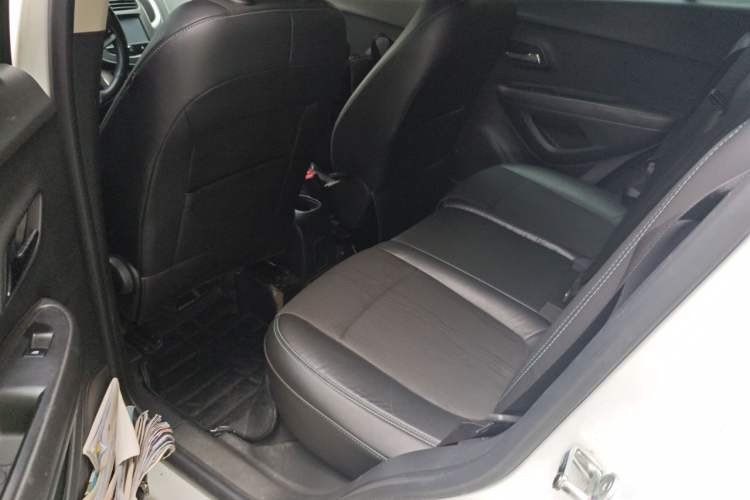 Used Chevrolet Trax 2014 1.4T Automatic Two-Wheel Drive Luxury Model Left Rear Seat
