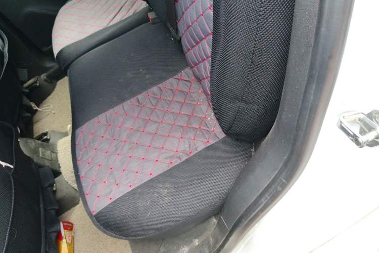 Used Chevrolet Trax 2014 1.4T Automatic Two-Wheel Drive Comfort Version Left Rear Seat