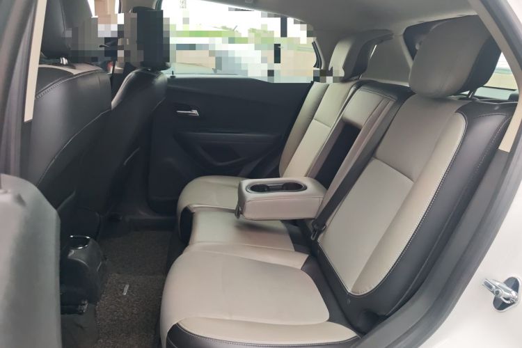 Used Chevrolet Trax 2014 1.4T Automatic Two-Wheel Drive Luxury Model Left Rear Seat