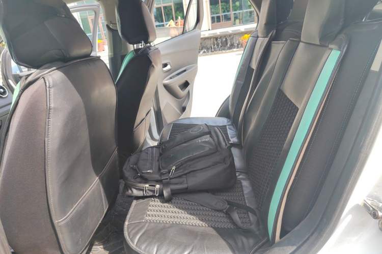 Used Chevrolet Trax 2014 1.4T Manual Two-Wheel Drive Comfort Model Left Rear Seat