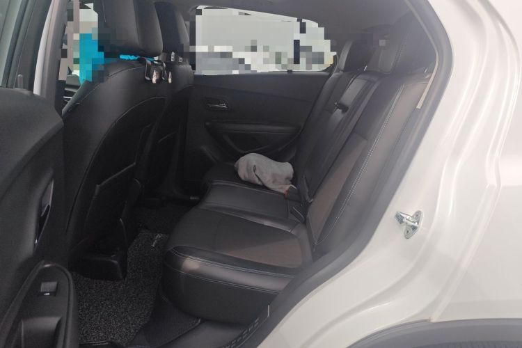 Used Chevrolet Trax 2014 1.4T Automatic Two-Wheel Drive Luxury Model Left Rear Seat