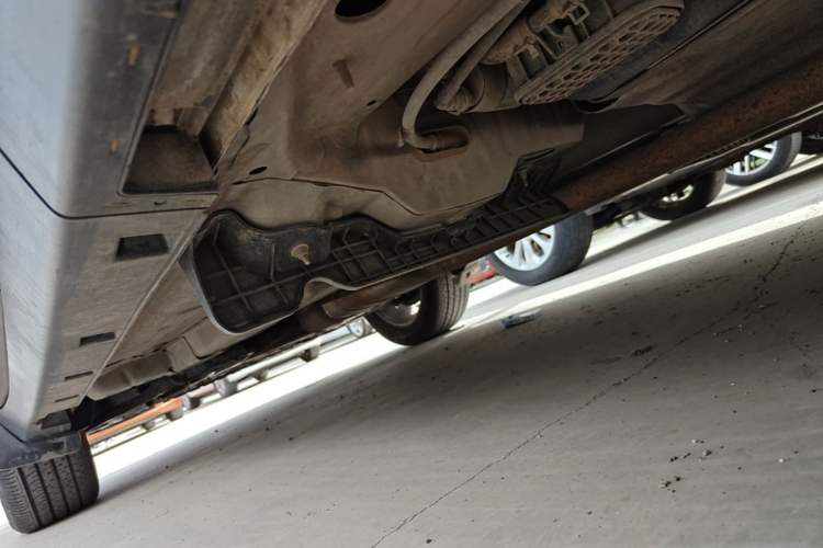 Used Chevrolet Trax 2014 1.4T Manual Two-Wheel Drive Comfort Model Left Side Sill