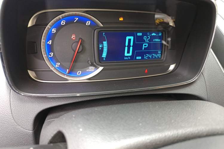 Used Chevrolet Trax 2014 1.4T Automatic Two-Wheel Drive Luxury Model Odometer Close Up