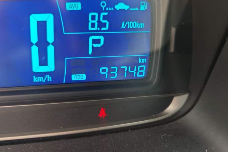 Used Chevrolet Trax 2014 1.4T Automatic Two-Wheel Drive Luxury Model Odometer Close Up
