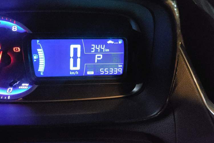 Used Chevrolet Trax 2014 1.4T Automatic All-Wheel Drive Flagship Version Odometer Close Up