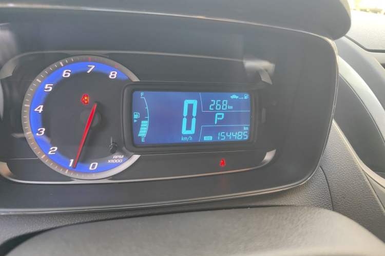 Used Chevrolet Trax 2014 1.4T Automatic Two-Wheel Drive Luxury Model Odometer Close Up