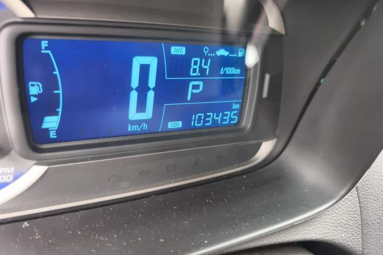 Used Chevrolet Trax 2014 1.4T Automatic Two-Wheel Drive Comfort Version Odometer Close Up