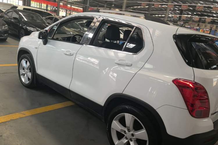 Used Chevrolet Trax 2014 1.4T Automatic Two-Wheel Drive Comfort Version Rear Left 45 Deg