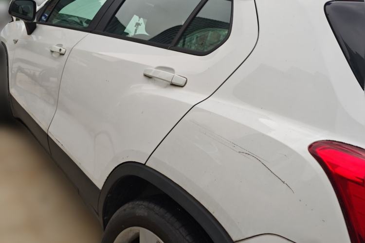 Used Chevrolet Trax 2014 1.4T Manual Two-Wheel Drive Comfort Model Rear Left 45 Deg