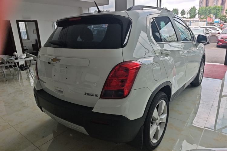 Used Chevrolet Trax 2014 1.4T Automatic Two-Wheel Drive Luxury Model Rear Right 45 Deg