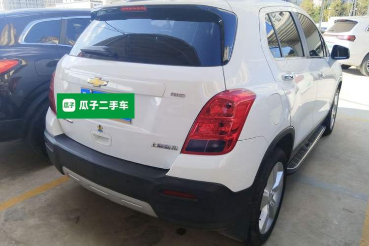 Used Chevrolet Trax 2014 1.4T Automatic All-Wheel Drive Flagship Version Rear Right 45 Deg