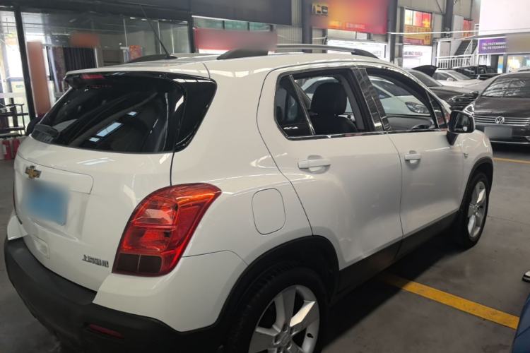 Used Chevrolet Trax 2014 1.4T Automatic Two-Wheel Drive Comfort Version Rear Right 45 Deg