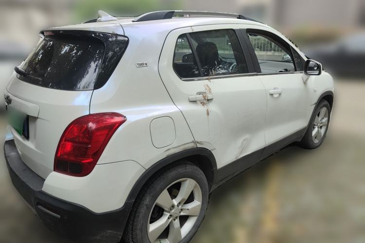 Used Chevrolet Trax 2014 1.4T Automatic Two-Wheel Drive Luxury Model Rear Right 45 Deg