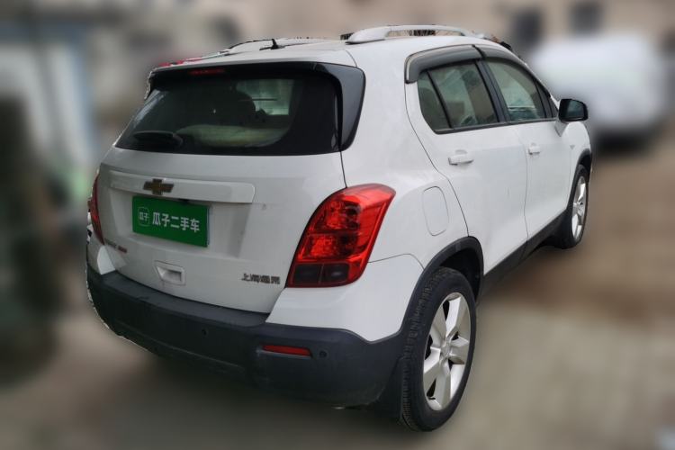 Used Chevrolet Trax 2014 1.4T Manual Two-Wheel Drive Comfort Model Rear Right 45 Deg