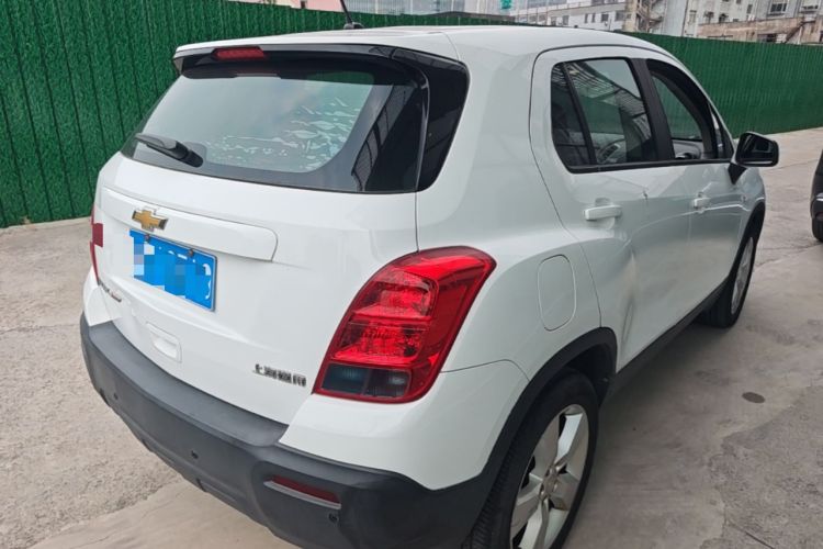 Used Chevrolet Trax 2014 1.4T Automatic Two-Wheel Drive Comfort Version Rear Right 45 Deg