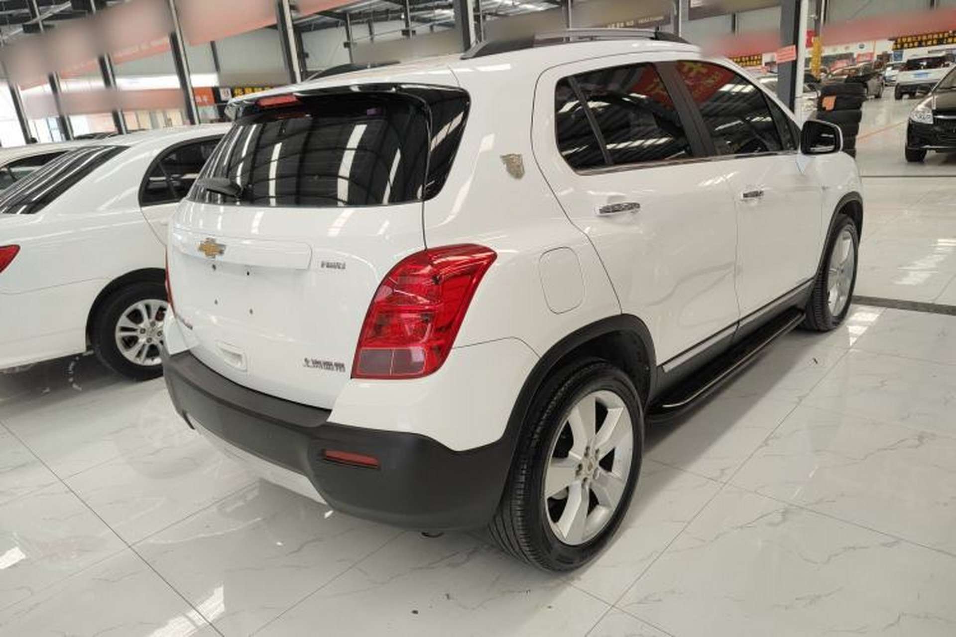 Used Chevrolet Trax 2014 1.4T Automatic All-Wheel Drive Flagship Version Rear Right 45 Deg