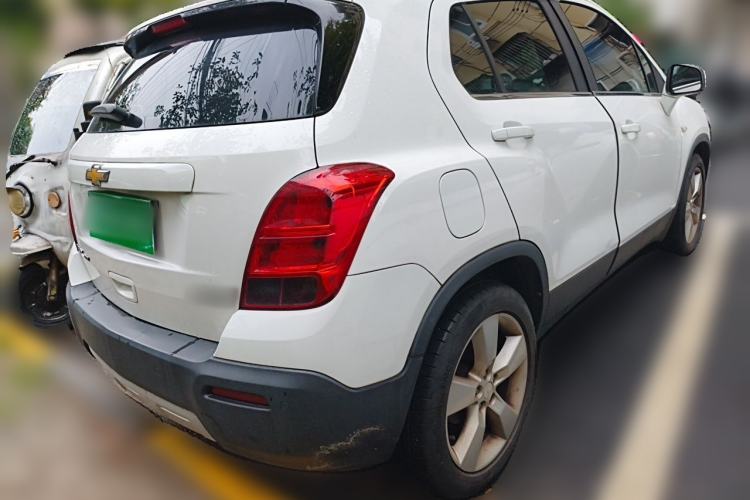Used Chevrolet Trax 2014 1.4T Automatic Two-Wheel Drive Luxury Model Rear Right 45 Deg