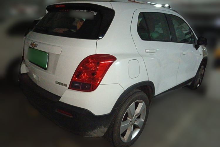 Used Chevrolet Trax 2014 1.4T Manual Two-Wheel Drive Comfort Model Rear Right 45 Deg