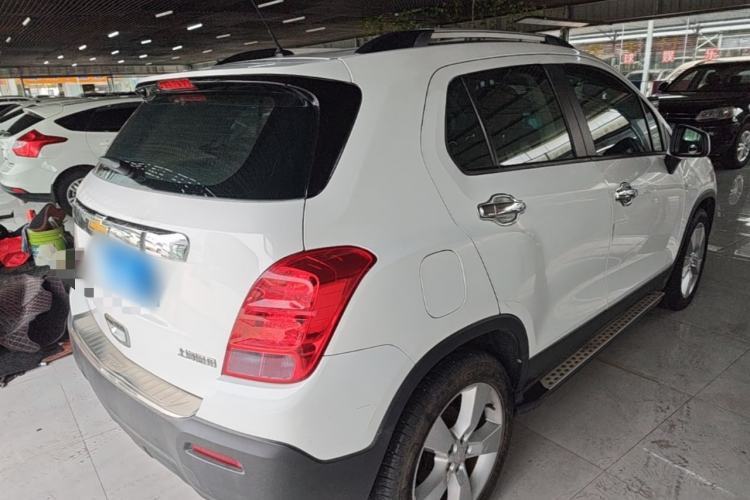 Used Chevrolet Trax 2014 1.4T Manual Two-Wheel Drive Comfort Model Rear Right 45 Deg