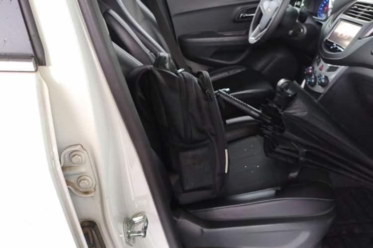 Used Chevrolet Trax 2014 1.4T Automatic Two-Wheel Drive Luxury Model Right Front Seat