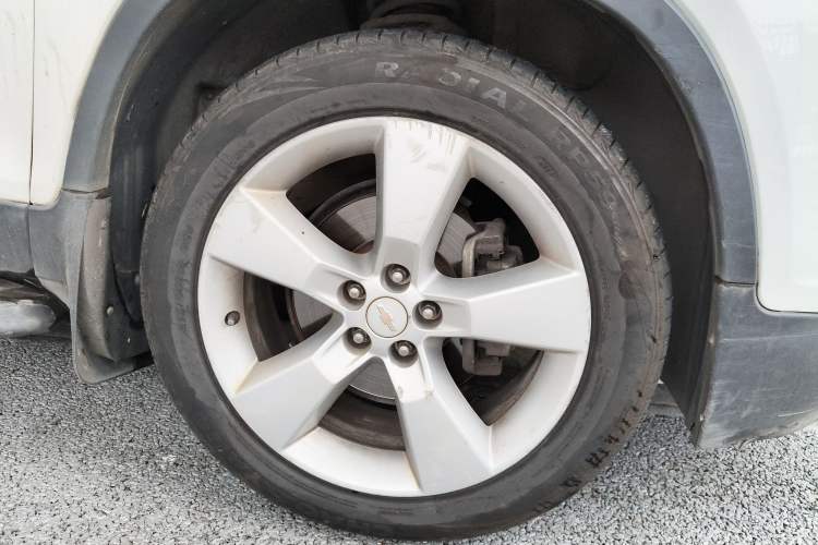 Used Chevrolet Trax 2014 1.4T Automatic All-Wheel Drive Flagship Version Right Front Wheel Hub