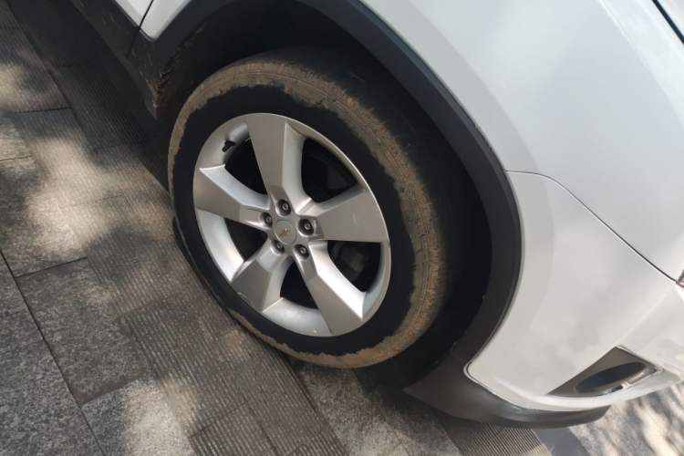 Used Chevrolet Trax 2014 1.4T Automatic All-Wheel Drive Flagship Version Right Front Wheel Hub