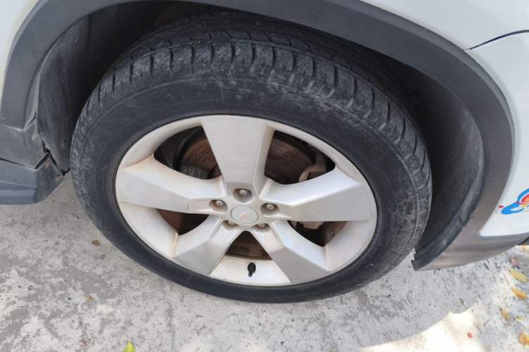 Used Chevrolet Trax 2014 1.4T Automatic Two-Wheel Drive Comfort Version Right Front Wheel Hub