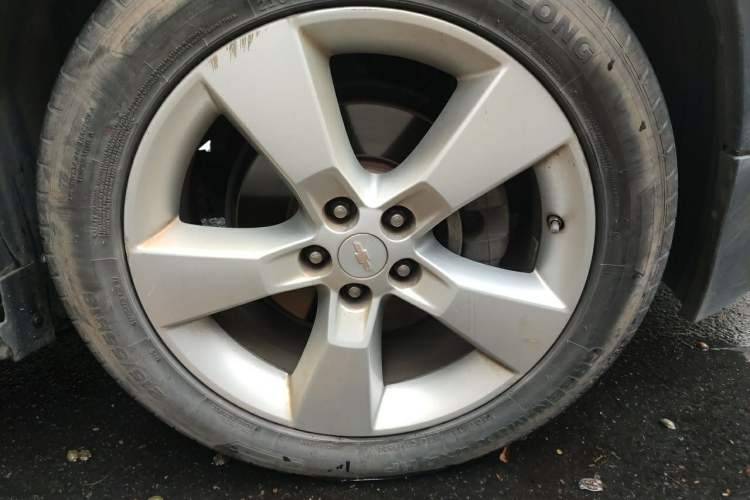 Used Chevrolet Trax 2014 1.4T Automatic Two-Wheel Drive Comfort Version Right Front Wheel Hub