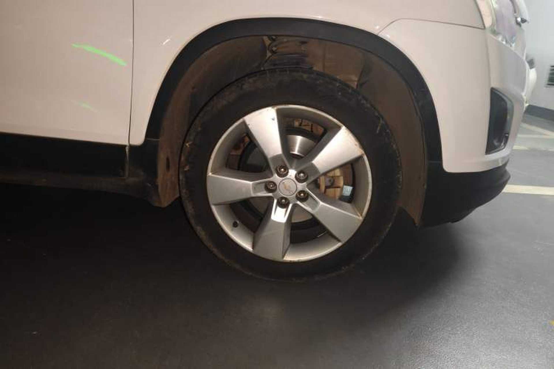 Used Chevrolet Trax 2014 1.4T Manual Two-Wheel Drive Comfort Model Right Front Wheel Hub