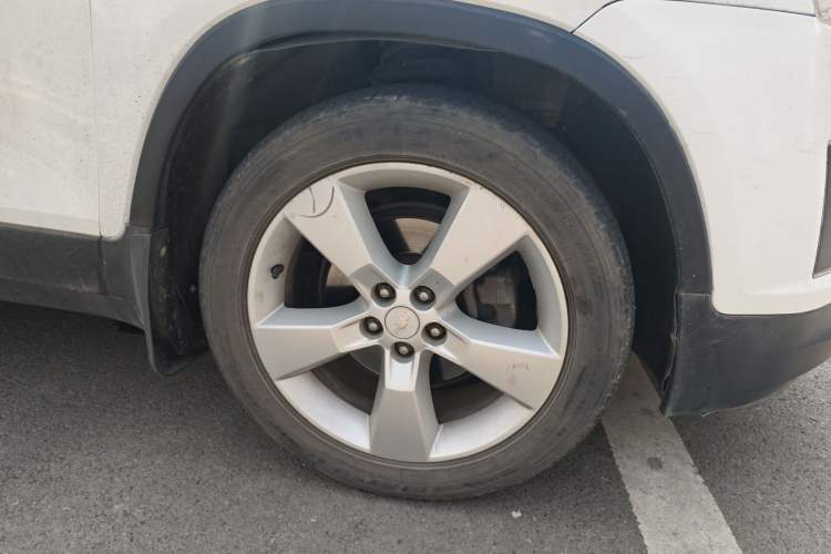 Used Chevrolet Trax 2014 1.4T Automatic Two-Wheel Drive Comfort Version Right Front Wheel Hub
