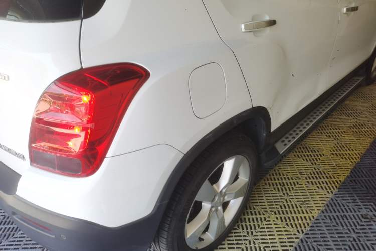 Used Chevrolet Trax 2014 1.4T Automatic All-Wheel Drive Flagship Version Right Rear Taillight