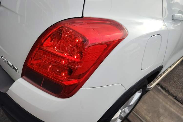 Used Chevrolet Trax 2014 1.4T Automatic Two-Wheel Drive Comfort Version Right Rear Taillight