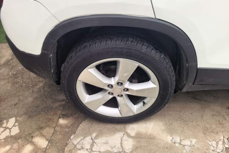Used Chevrolet Trax 2014 1.4T Automatic Two-Wheel Drive Comfort Version Right Rear Wheel Hub