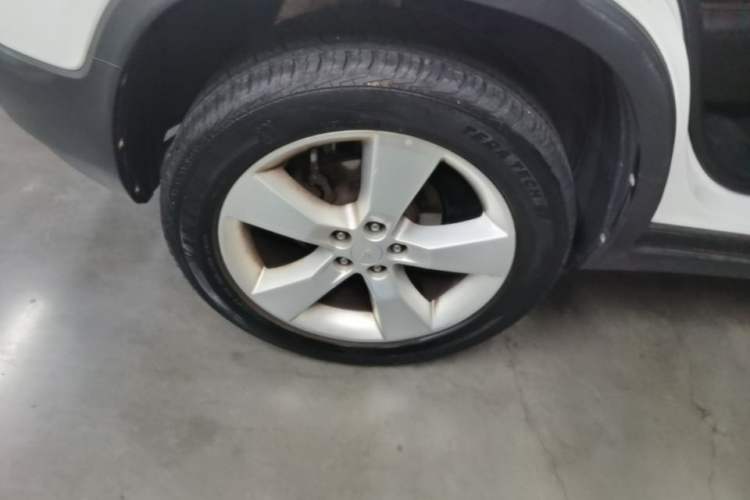 Used Chevrolet Trax 2014 1.4T Automatic All-Wheel Drive Flagship Version Right Rear Wheel Hub