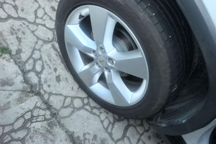 Used Chevrolet Trax 2014 1.4T Automatic Two-Wheel Drive Comfort Version Right Rear Wheel Hub