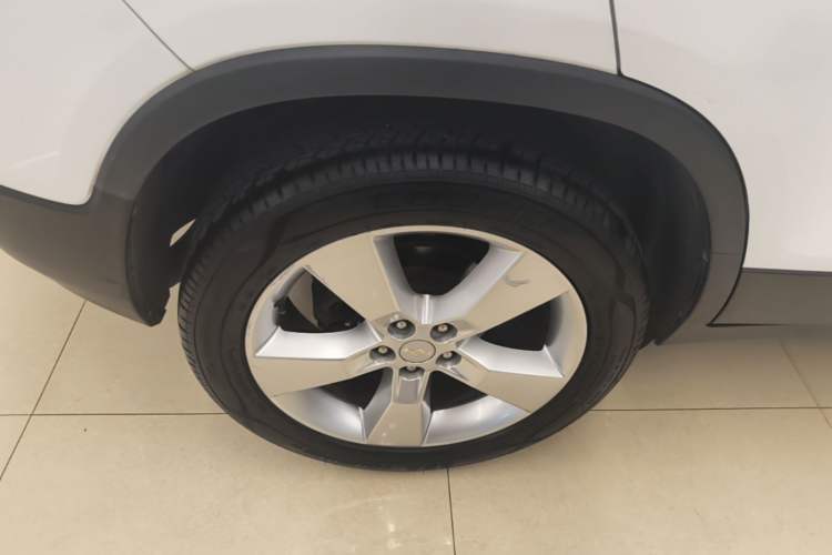 Used Chevrolet Trax 2014 1.4T Automatic Two-Wheel Drive Comfort Version Right Rear Wheel Hub