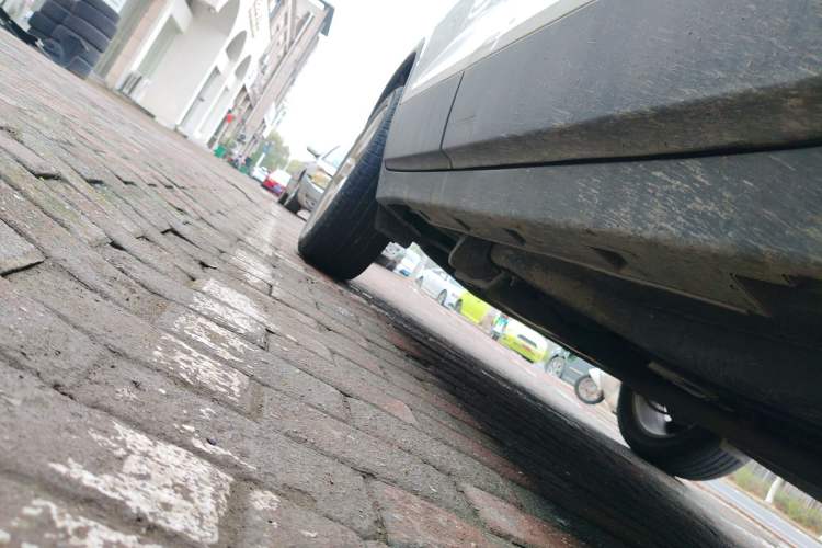Used Chevrolet Trax 2014 1.4T Automatic Two-Wheel Drive Comfort Version Right Side Sill