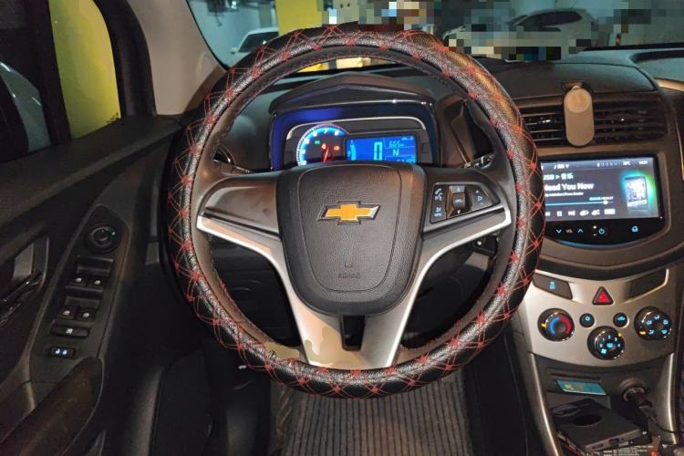 Used Chevrolet Trax 2014 1.4T Automatic Two-Wheel Drive Luxury Model Steering Wheel