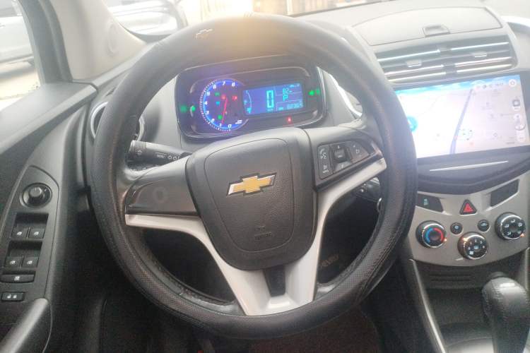 Used Chevrolet Trax 2014 1.4T Automatic All-Wheel Drive Flagship Version Steering Wheel