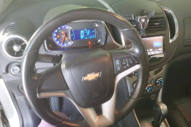 Used Chevrolet Trax 2014 1.4T Automatic All-Wheel Drive Flagship Version Steering Wheel