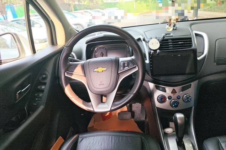 Used Chevrolet Trax 2014 1.4T Automatic All-Wheel Drive Flagship Version Steering Wheel