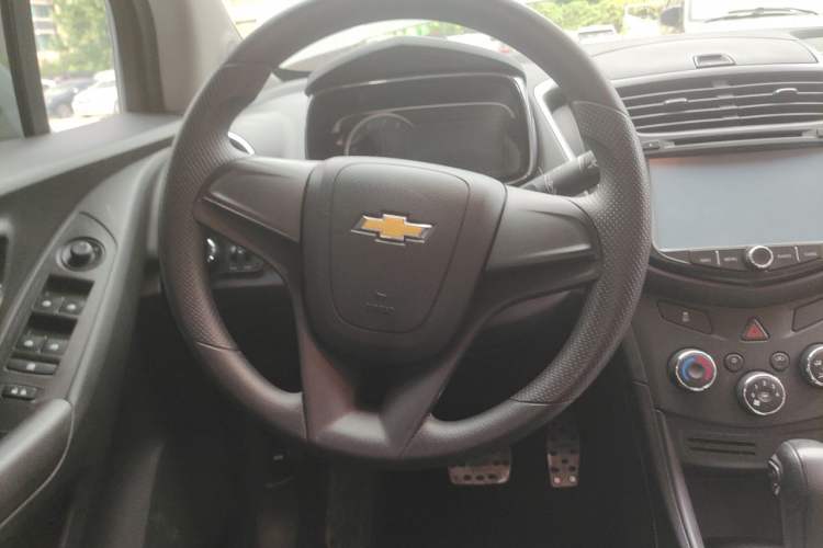 Used Chevrolet Trax 2014 1.4T Automatic Two-Wheel Drive Comfort Version Steering Wheel