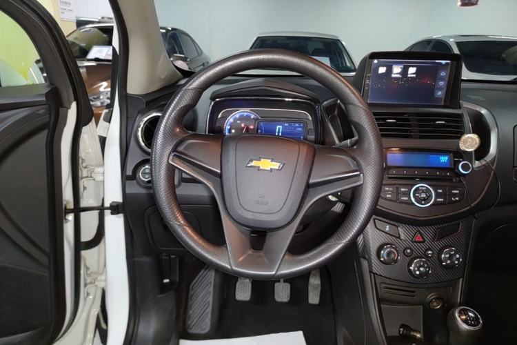 Used Chevrolet Trax 2014 1.4T Manual Two-Wheel Drive Comfort Model Steering Wheel