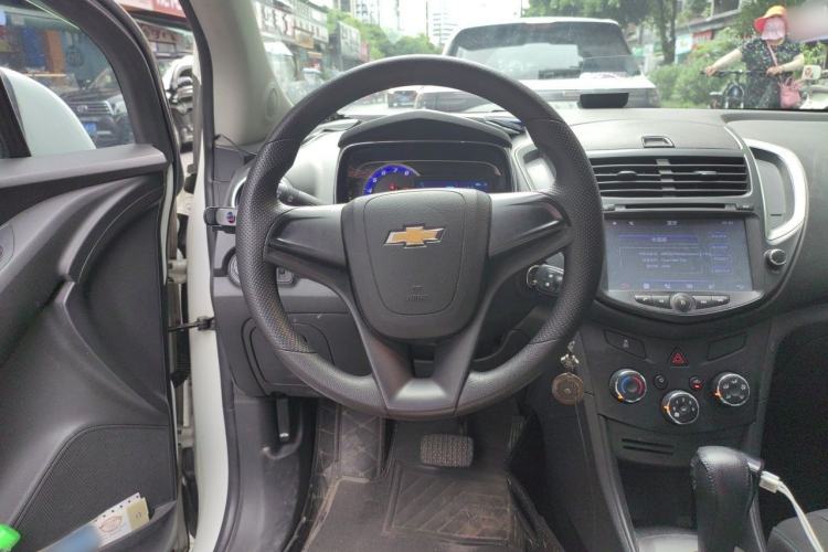Used Chevrolet Trax 2014 1.4T Automatic Two-Wheel Drive Comfort Version Steering Wheel