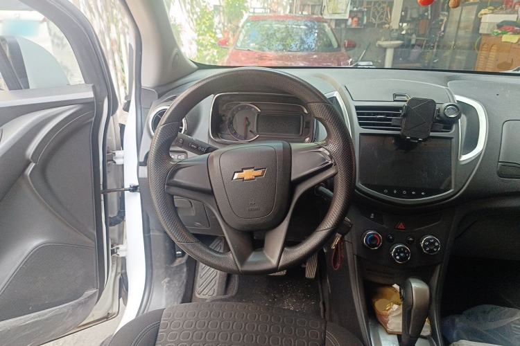 Used Chevrolet Trax 2014 1.4T Automatic Two-Wheel Drive Comfort Version Steering Wheel