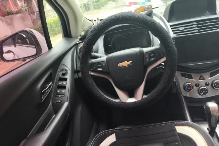 Used Chevrolet Trax 2014 1.4T Automatic Two-Wheel Drive Luxury Model Steering Wheel